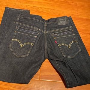 Levi jeans